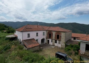 Vista - Rustic Pezzolo Valle Uzzone - photo 1