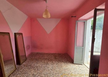 Stanza non arredata - Rustic Pezzolo Valle Uzzone - photo 12