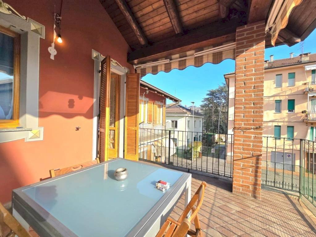 Terrazzo - Villa via Renato Vuillermin, Alba - foto 2