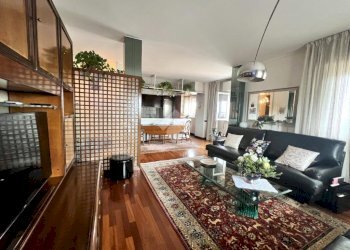 Three-room apartment Via Sciesa, Riccione - photo 9