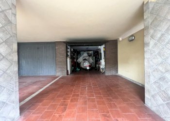 Three-room apartment Via Sciesa, Riccione - photo 12