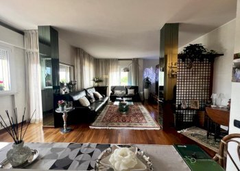 Three-room apartment Via Sciesa, Riccione - photo 20