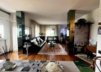 Three-room apartment Via Sciesa, Riccione - photo 25