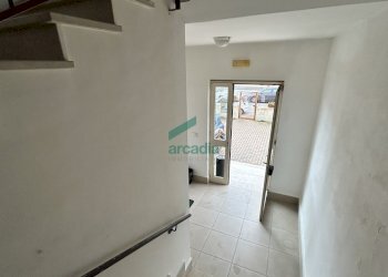 scale - Locale Commerciale Via dei Vetrai 5, Modugno - foto 9