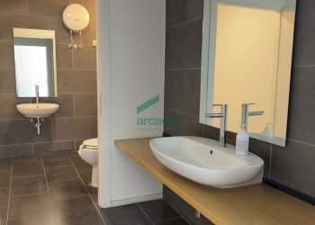 bagno - Locale Commerciale Strada Statale 100 18, Casamassima - foto 11