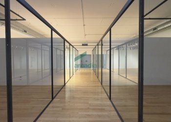 dettagli - Locale Commerciale Strada Statale 100 18, Casamassima - foto 16