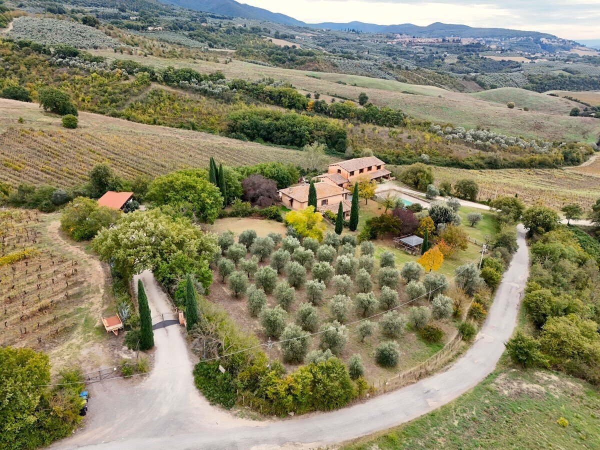 agrituorism for sale (8).jpg - Casale Via San Bartolomeo 1, Montecchio - photo 1