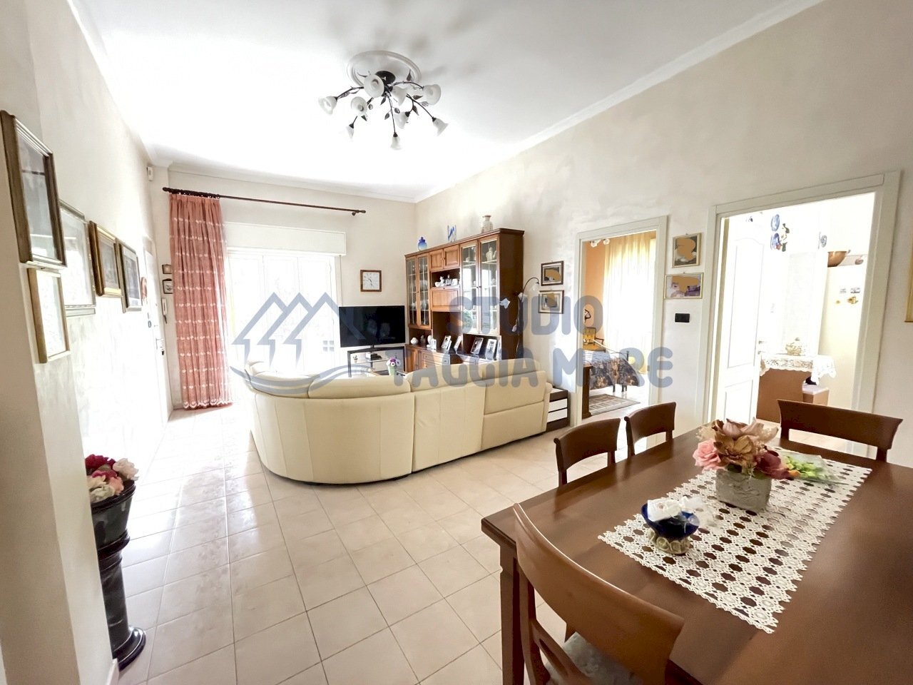 IMG_5273.JPG - Quadrilocale viale delle palme, Taggia - foto 2