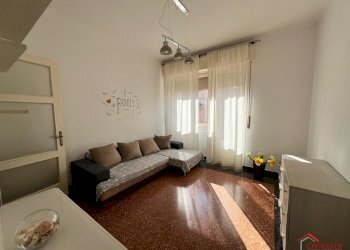 3.0 SOGGIORNO.jpeg - Appartamento VIA GIORDANO 96, Genova (zona Sestri Ponente) - foto 1