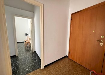 1.0 INGRESSO.jpeg - Appartamento VIA GIORDANO 96, Genova (zona Sestri Ponente) - foto 2