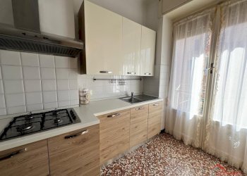 2.4 CUCINA.jpeg - Appartamento VIA GIORDANO 96, Genova (zona Sestri Ponente) - foto 7