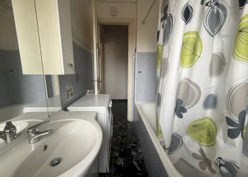 IMG_3532 2.jpg - Appartamento VIA GIORDANO 96, Genova (zona Sestri Ponente) - foto 9