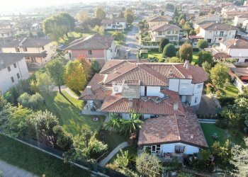 DJI_0086_risultato.jpg - Villa via giovanni pascoli 23, Torbole Casaglia - foto 2