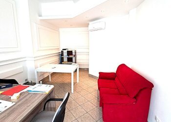 visione altro lato.jpg - Cartoleria - Libreria Polesella - foto 3