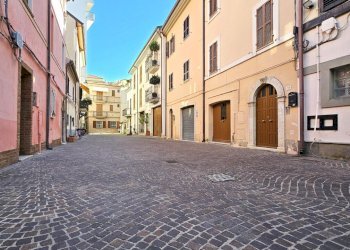 Appartamento in vendita (1).jpg - Trilocale via Laberinto 54, San Benedetto del Tronto - foto 2