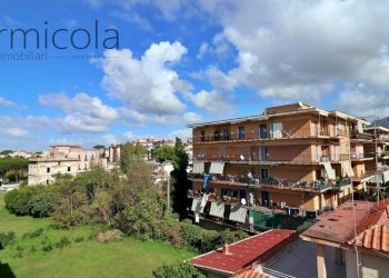 Trilocale Portici - foto 13