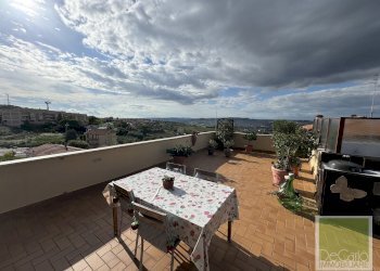 Mansarda Via Antonio Pacinotti, 45, Camerano - foto 2