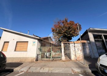 Apartment Corso Lombardia, Torino (neighborhood Lucento) - photo 1