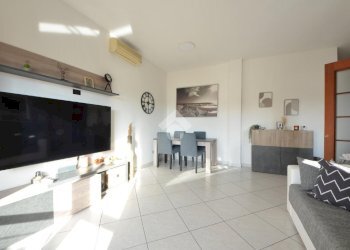 Three-room apartment Via A. Manzoni, Cambiago - photo 3