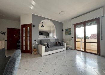 Three-room apartment Via A. Manzoni, Cambiago - photo 4