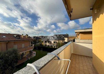 Three-room apartment Via A. Manzoni, Cambiago - photo 15