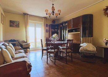 Three-room apartment Via Ugo la Malfa, Novi Ligure - photo 3