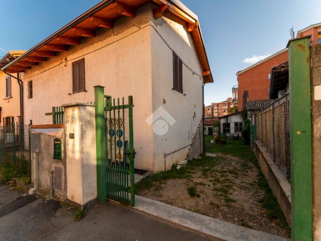 Semi-detached house Via Latina, Grugliasco - photo 2