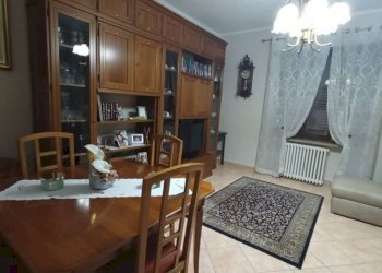 Four-room apartment Cumiana - photo 2