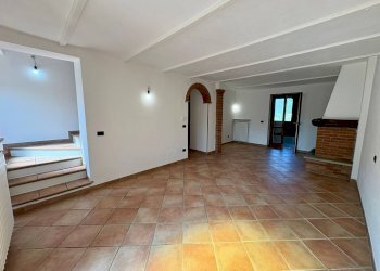 Foto 11 - Casa indipendente Casal Cermelli - foto 10