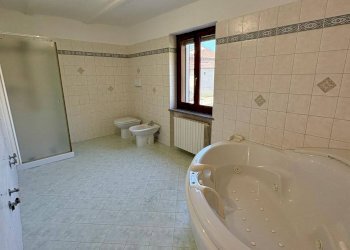 Foto 16 - Casa indipendente Casal Cermelli - foto 15