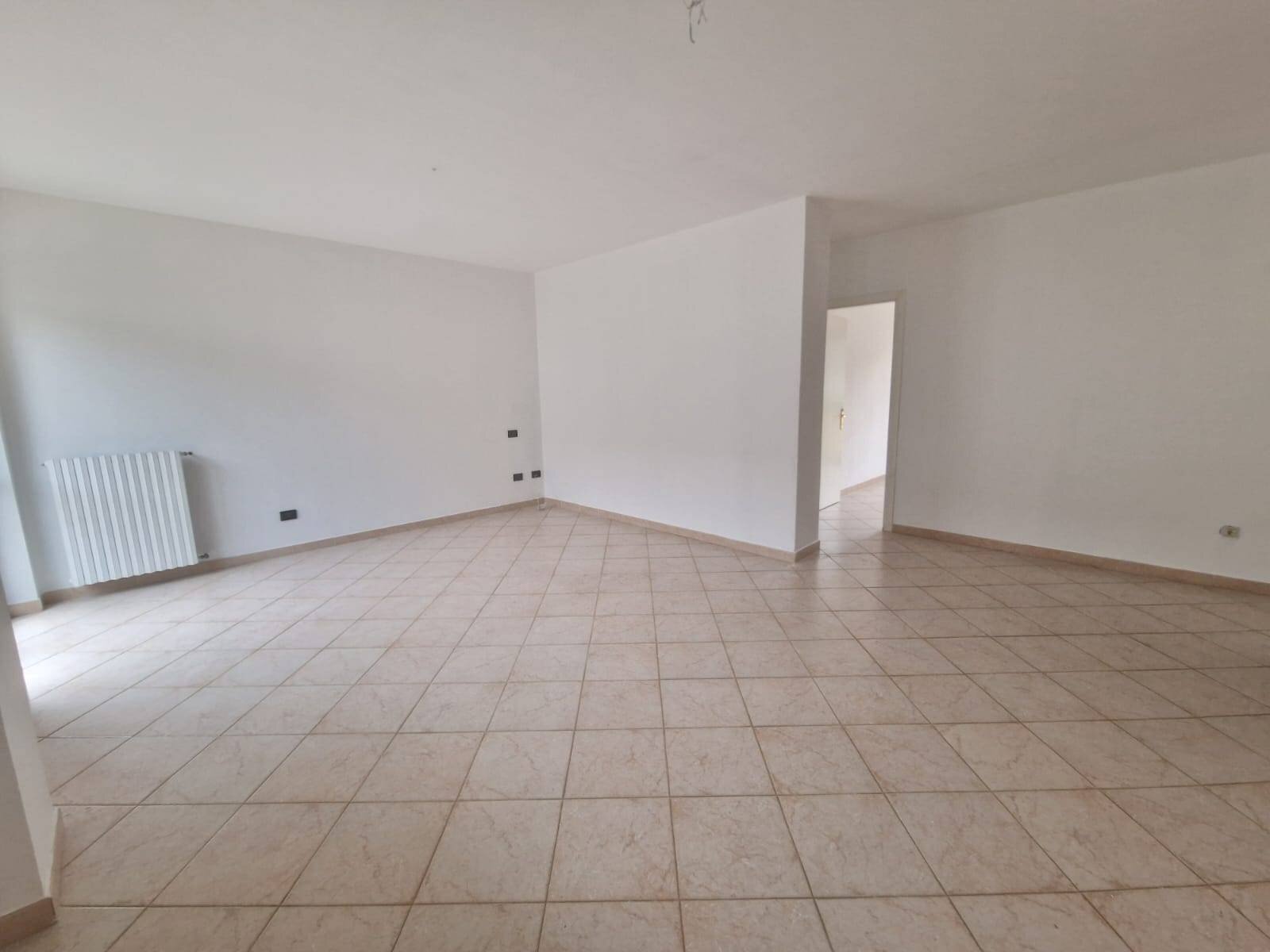 Foto 1 - Four-room apartment Piazza Martiri delle Foibe, Bra - photo 1