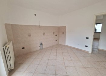 Foto 7 - Quadrilocale Piazza Martiri delle Foibe, Bra - foto 7