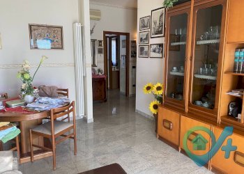 Foto 5 - Trilocale via XXV aprile
 
14, Castiglione delle Stiviere - foto 5