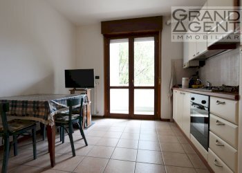 Foto 3 - Bilocale Strada Le Grazie
 
5, Verona - foto 3