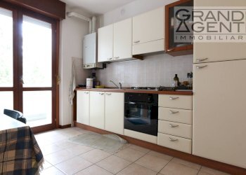 Foto 5 - Bilocale Strada Le Grazie
 
5, Verona - foto 5