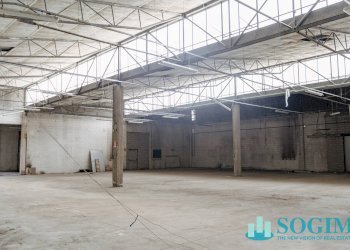 Interno - Capannone Via Morandi
 
21, Saronno - foto 3