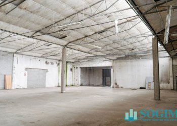 Interno - Capannone Via Morandi
 
21, Saronno - foto 7