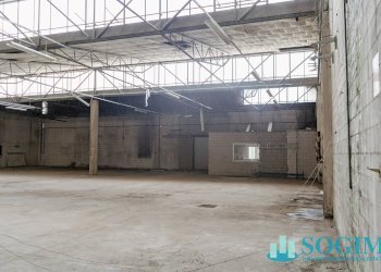 Interno - Capannone Via Morandi
 
21, Saronno - foto 11