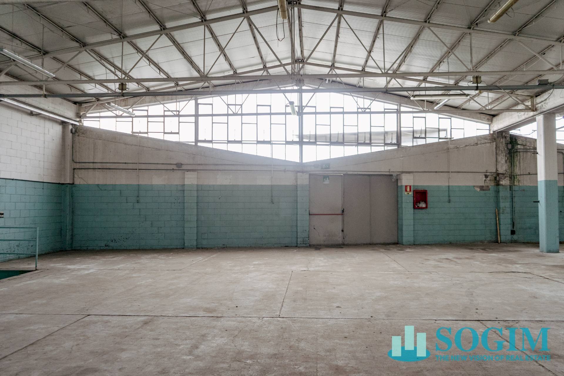 Interno - Capannone Via Morandi
 
21, Saronno - foto 3