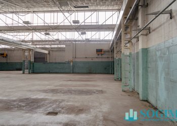 Interno - Capannone Via Morandi
 
21, Saronno - foto 12