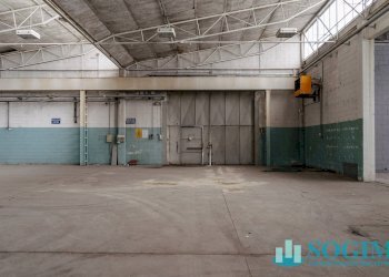 Interno - Capannone Via Morandi
 
21, Saronno - foto 17