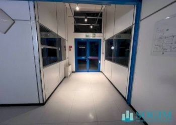 Foto 16 - Capannone via Volta
 
23, Settimo Milanese - foto 16