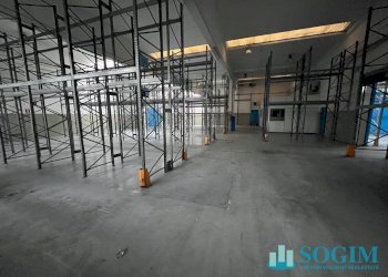 Foto 18 - Capannone via Volta
 
23, Settimo Milanese - foto 18