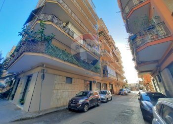 Edificio all\'aperto - Trilocale Via Pietro De Martino
 
7, Casoria - foto 1