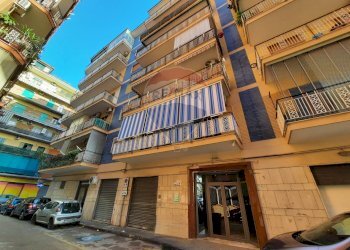 Edificio all\'aperto - Trilocale Via Pietro De Martino
 
7, Casoria - foto 5