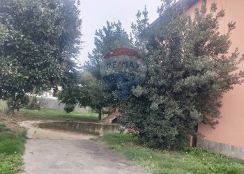 Giardino - Villa via IV Novembre
 
11 - 9, Benna - foto 30