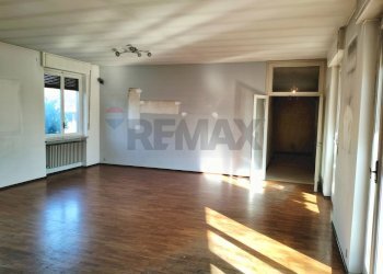 locale living - Villa via IV Novembre
 
11 - 9, Benna - foto 14