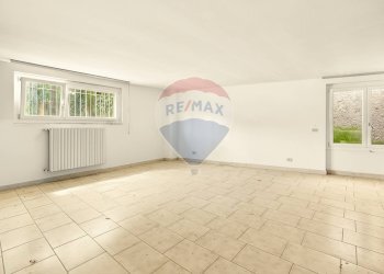 Stanza vuota - Villa Montevecchia - foto 13