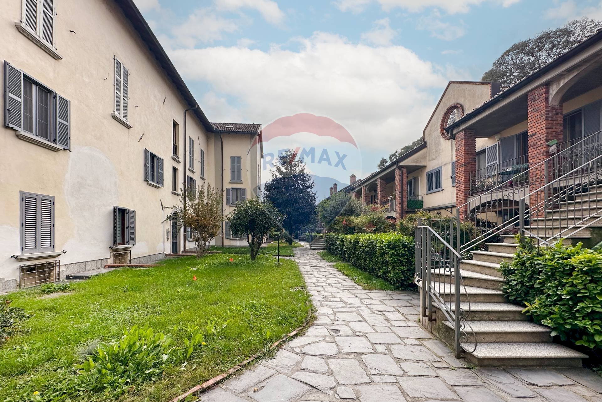 Edificio all\'aperto - Trilocale Bellinzago Lombardo - foto 1