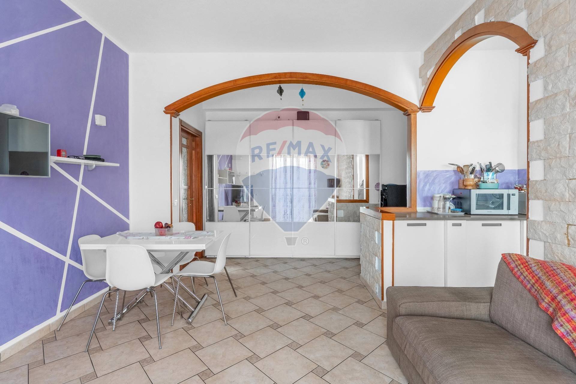 Sala da pranzo - Trilocale via San Carlo
 
2, Vanzago - foto 1